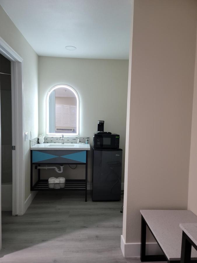 Quality Inn Victorville - Hesperia I-15 エクステリア 写真